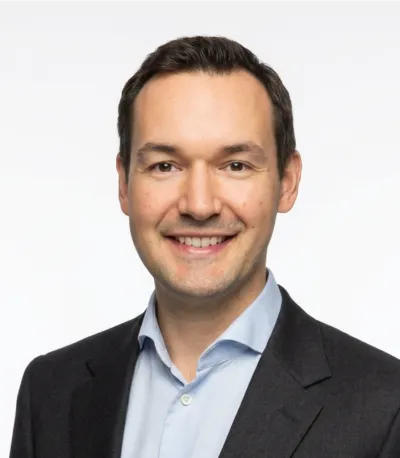 Richard Whelton, Commercial